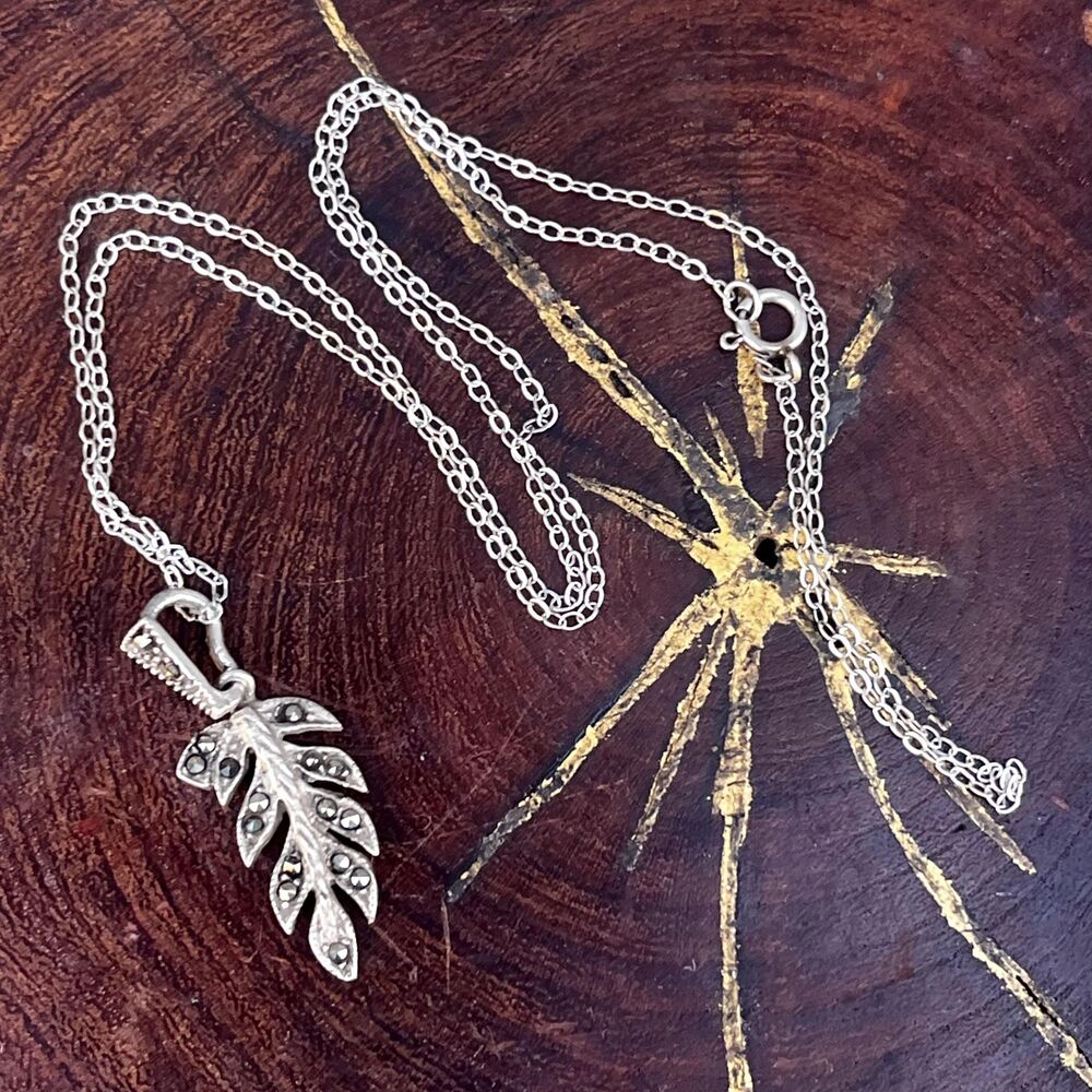 Sterling Silver marcasite leaf necklace Vintage